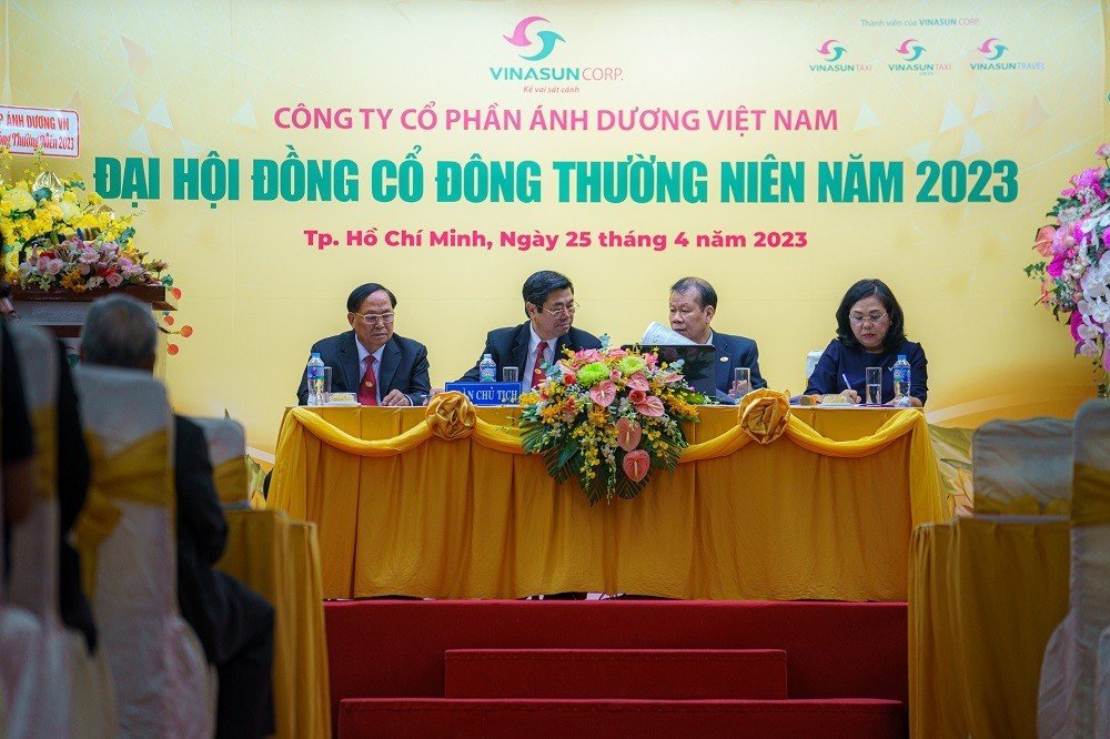 dai-hoi-dong-co-dong-2023-1.jpg