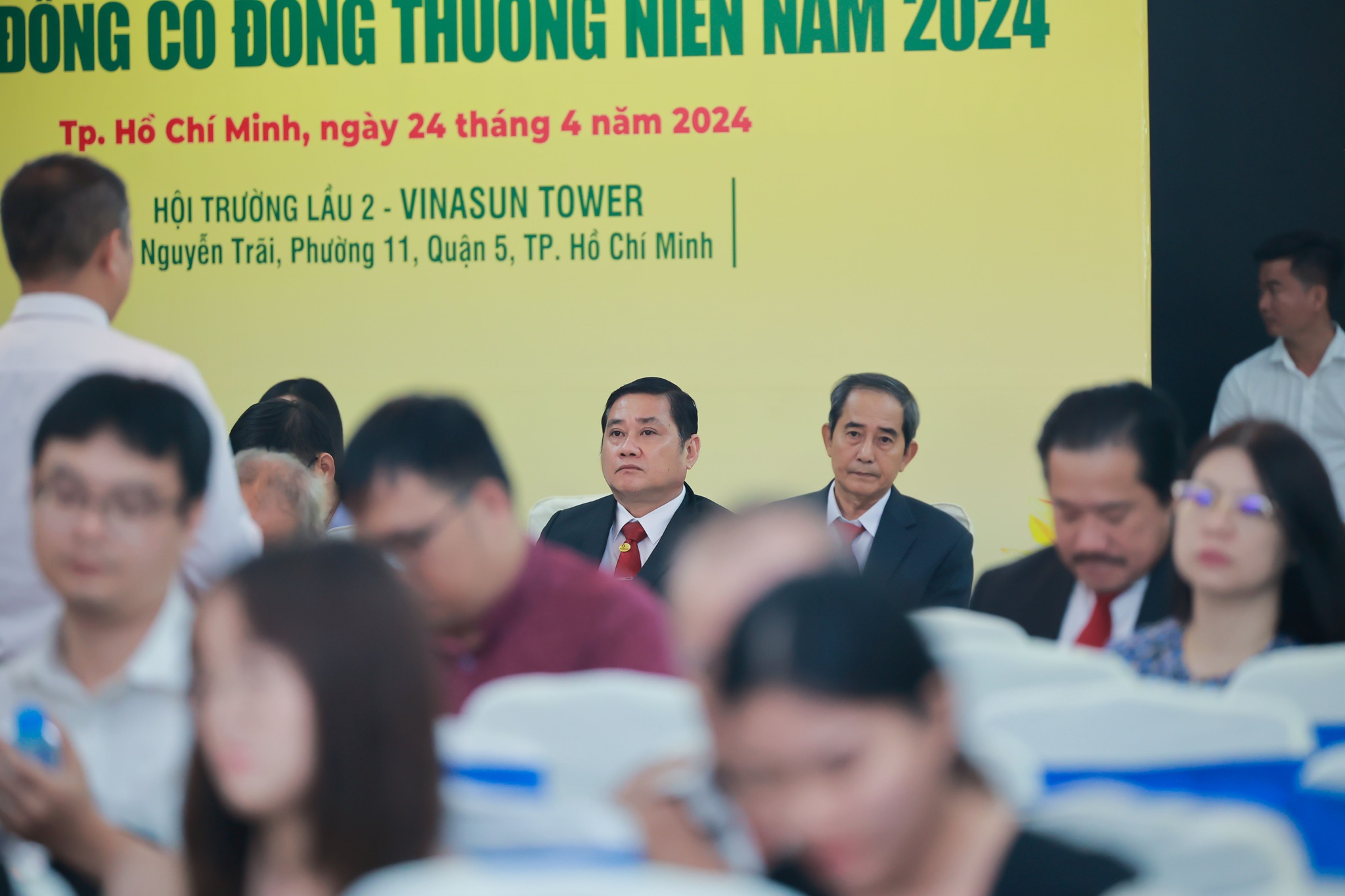 dai-hoi-dong-co-dong-vinasun-2024-12.jpg