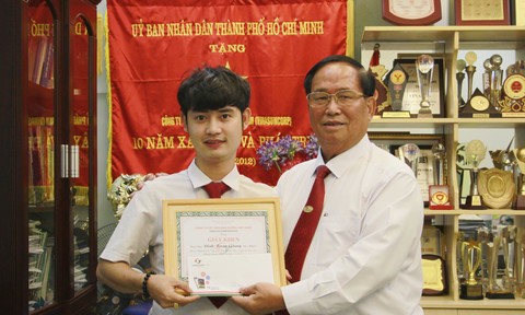 Tài xế Vinasun trả lại 500 triệu đồng cho khách bỏ quên