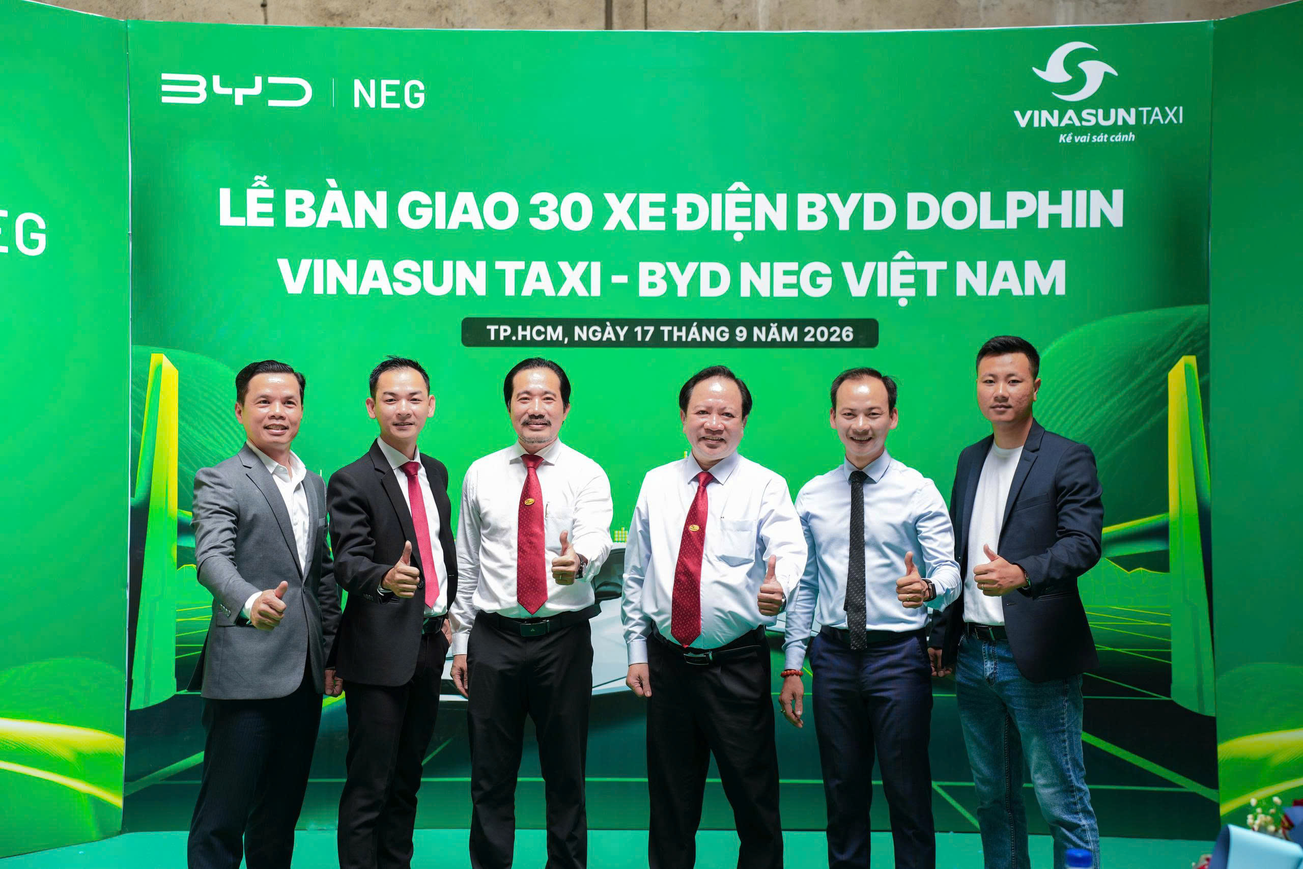 Vinasun tiếp tục mở rộng dịch vụ với xe điện BYD Dolphin