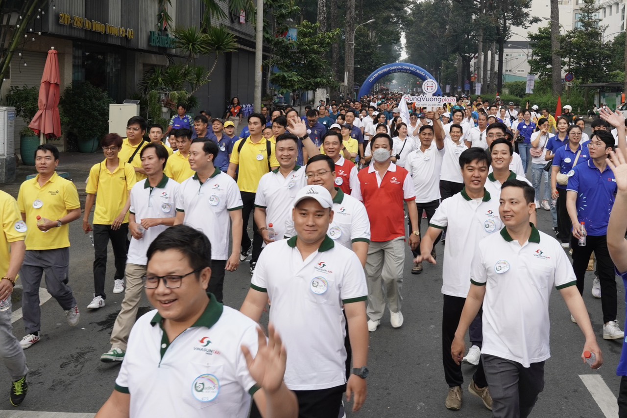 Vinasun Taxi tham gia đi bộ gây quỹ ủng hộ hoàn cảnh khó khăn