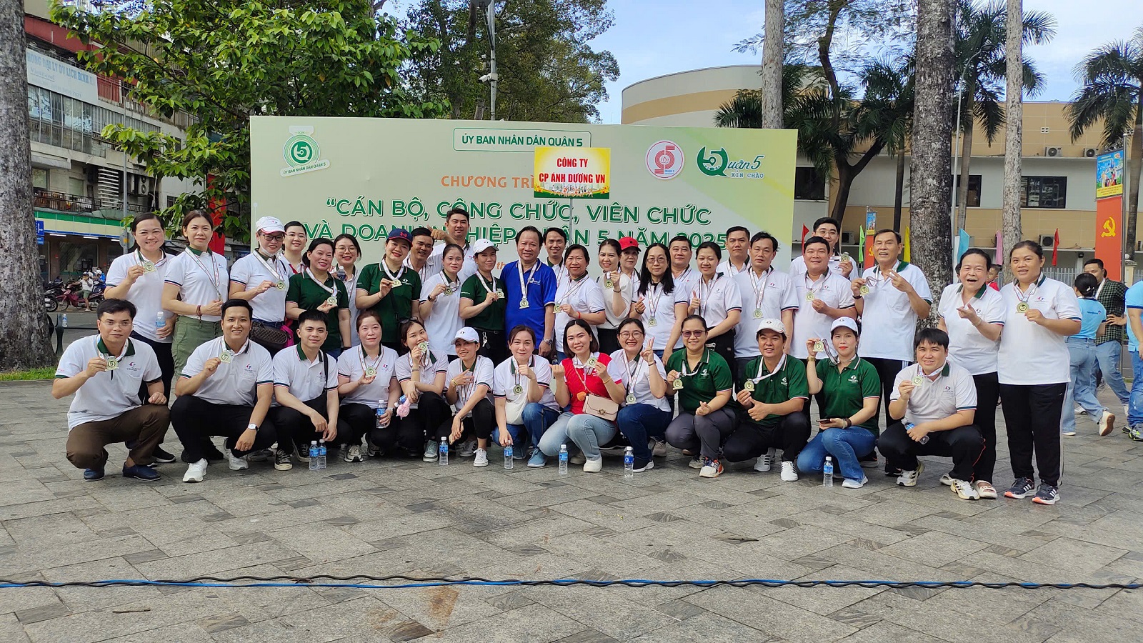 can-bo-nhan-vien-cong-ty-vinasun-tham-gia-su-kien-di-bo-quan-5-2025